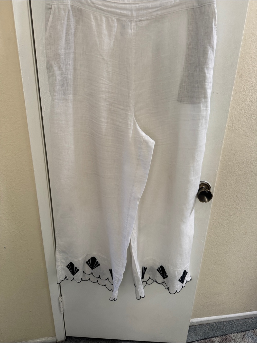 Calypso St. Barth White Cropped Linen Pants with Black Scallop Embroidery